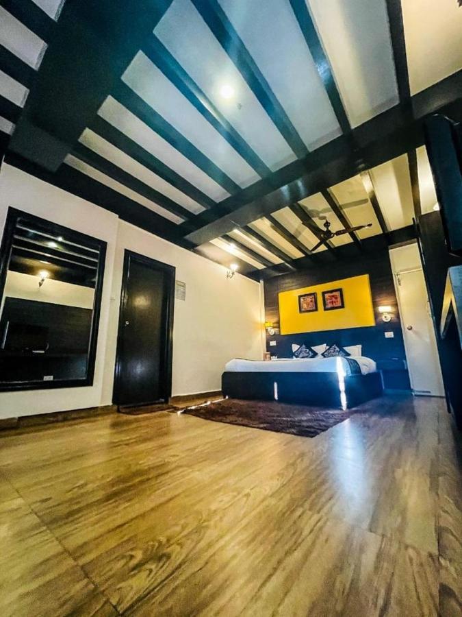 Hotel Sangeet Shimla Ngoại thất bức ảnh